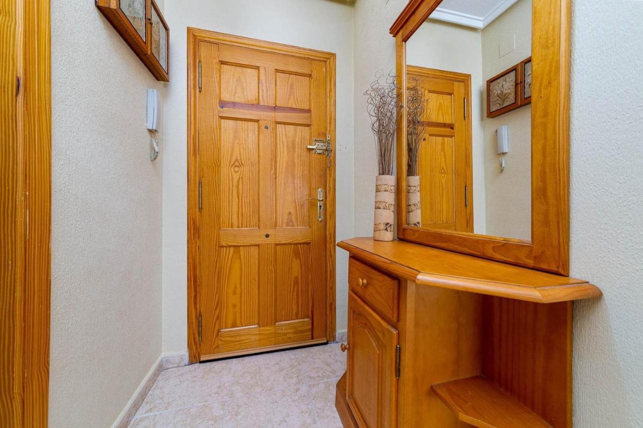 Cozy Appartment Torrevieja At Irina Экстерьер фото