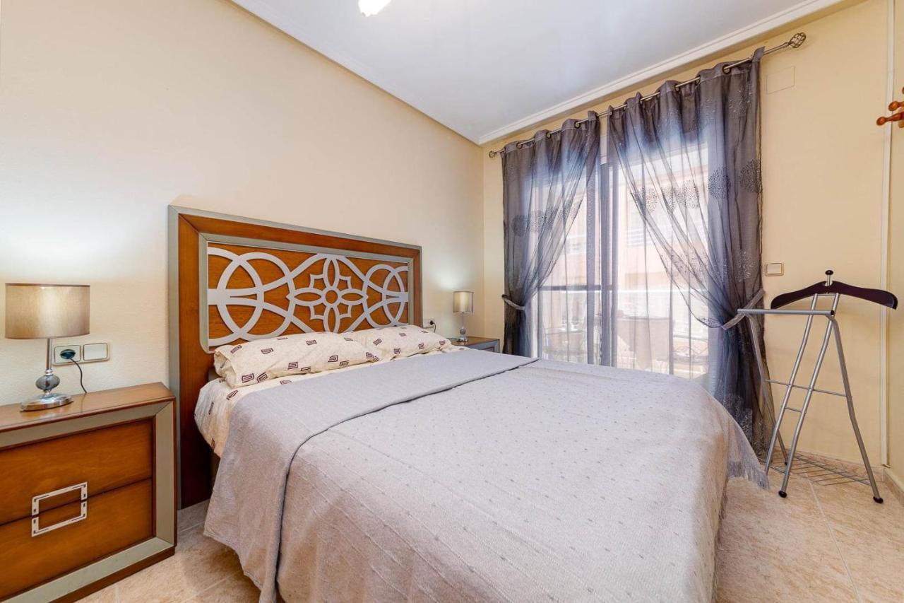 Cozy Appartment Torrevieja At Irina Экстерьер фото