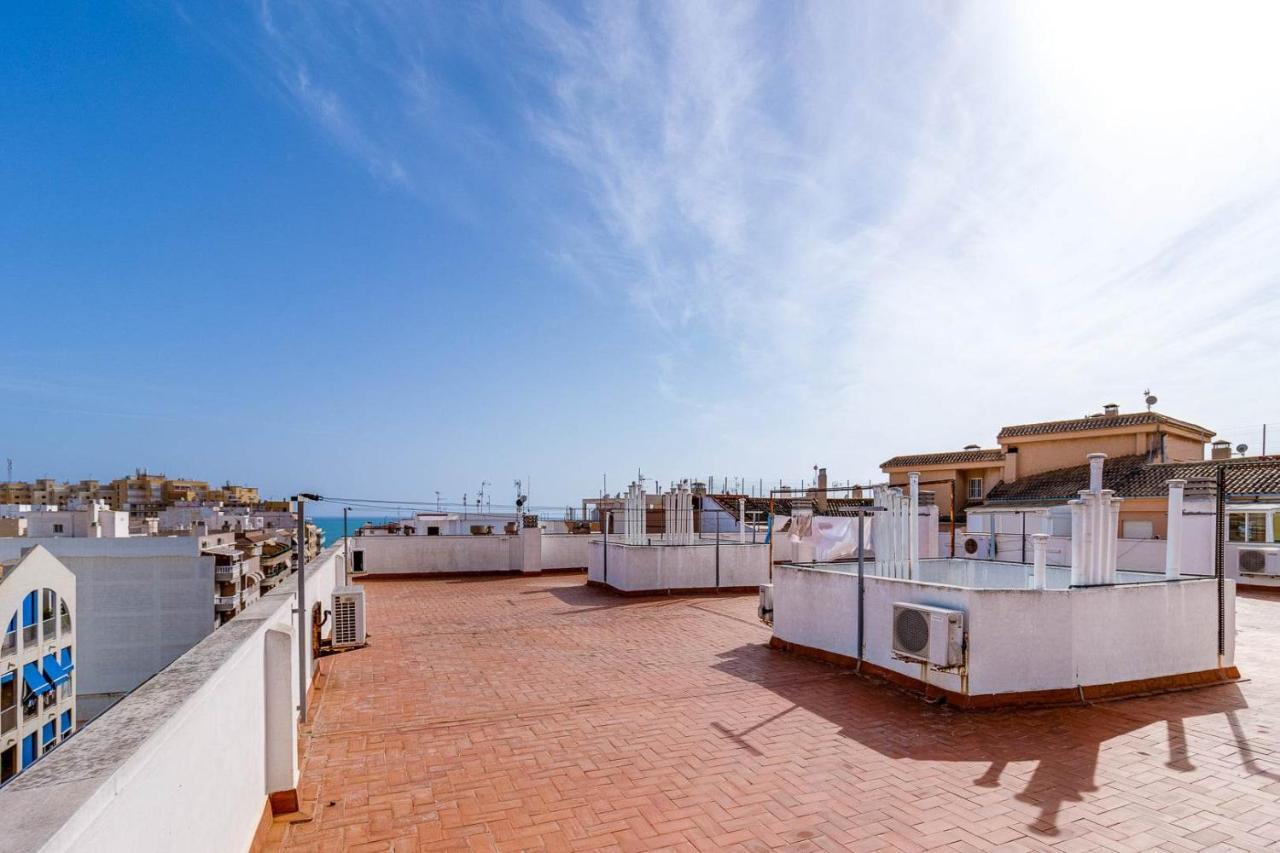 Cozy Appartment Torrevieja At Irina Экстерьер фото