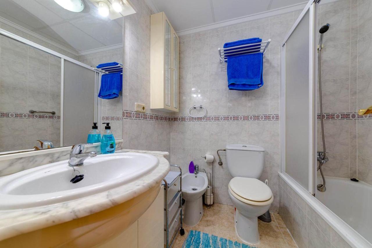 Cozy Appartment Torrevieja At Irina Экстерьер фото